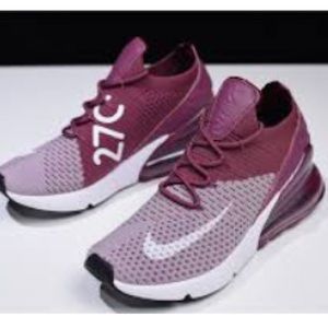 Nike Air Max 270 Fltknit. Men’s size 9.5